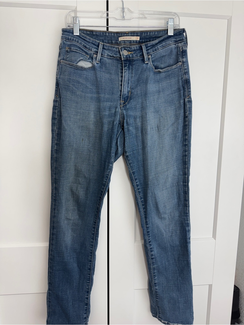 Levi straight skinny jeans size 10